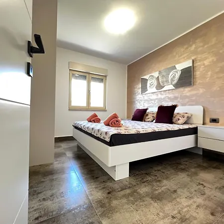 Apartment Svila