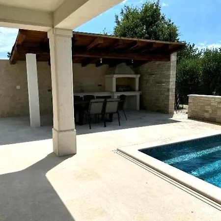 Svila Apartment