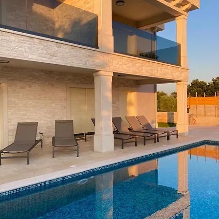 Svila Apartment Umag